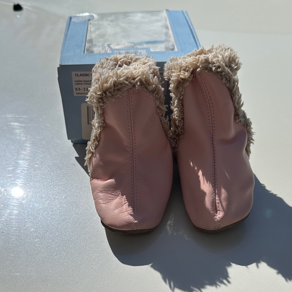 Robeez Pink Fuzzy Slippers for Kids